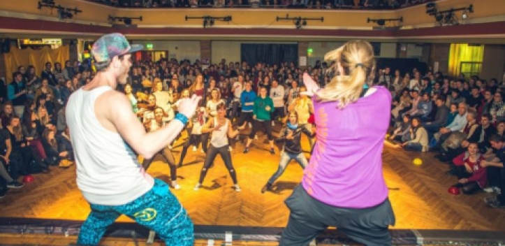 Tolle Stimmung beim 5. Tanzfest des Hochschulsports