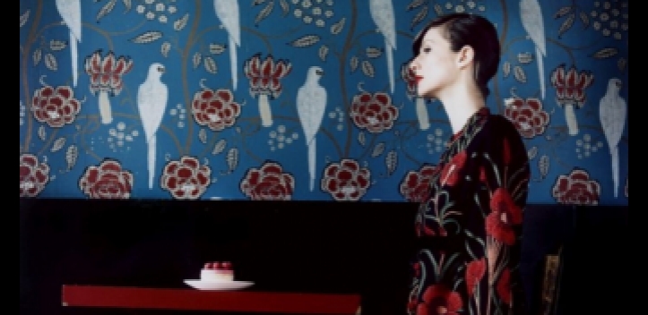 Künstlerin zeigt „Sahnestücke“ im Klinikum