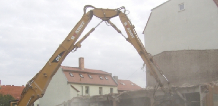 Abriss des ehemaligen Sportkomplexes 