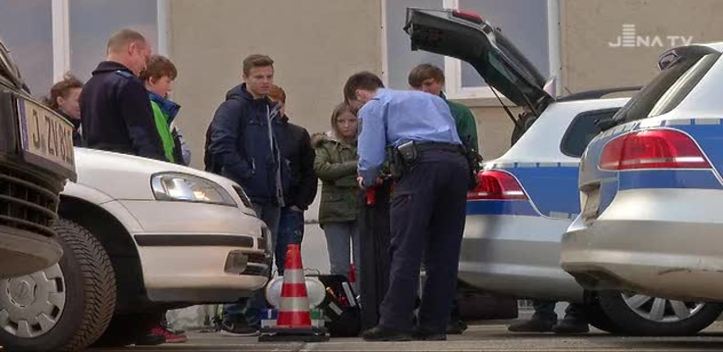 Tag der Berufe: Jugendliche informierten sich auch bei der Polizei über Perspektiven