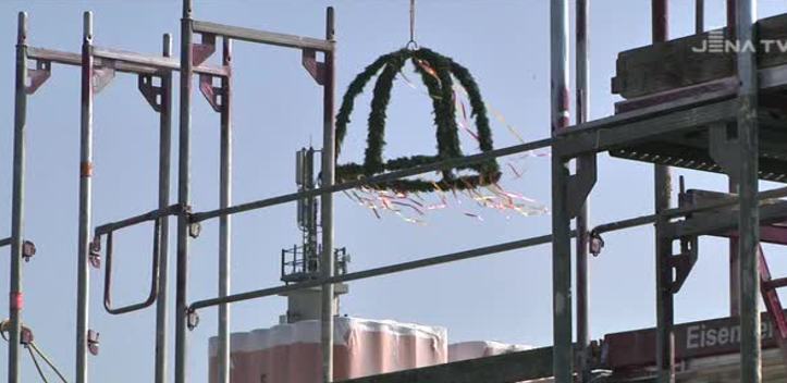 Richtfest gefeiert: In Jena-Nord errichtet eine Geraer Wohnungsbaugenossenschaft einen Neubau