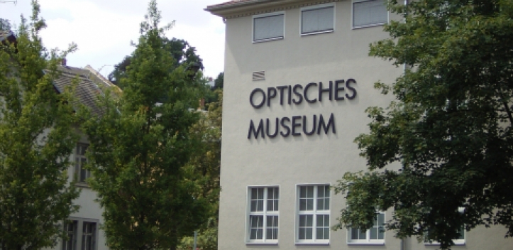 Optisches Museum: Denkmal für Carl Zeiß