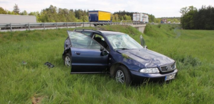 Flucht vor der Polizei endete mit Unfall