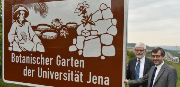 Botanischer Garten: Neue Schilder an der Autobahn 