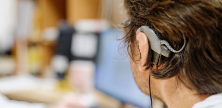 Hörmobil macht Station in Jena