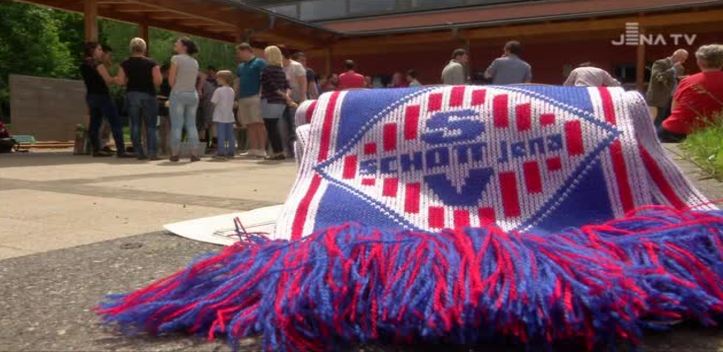 Die dritte Bundesliga gehalten: Die Schott-Tischtennisspieler feierten Saisonabschluss