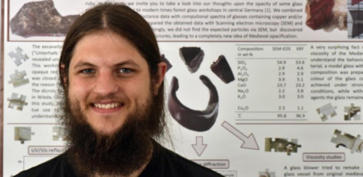 „Taylor Award“ für Chemie-Doktoranden