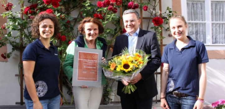 Jenaer Fachschaft Medizin ehrt Oberärztin Dr. Rosemarie Fröber