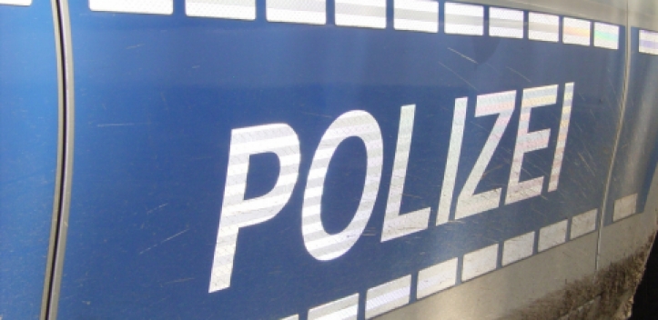 Aus Fahrzeug gelockt und geschlagen