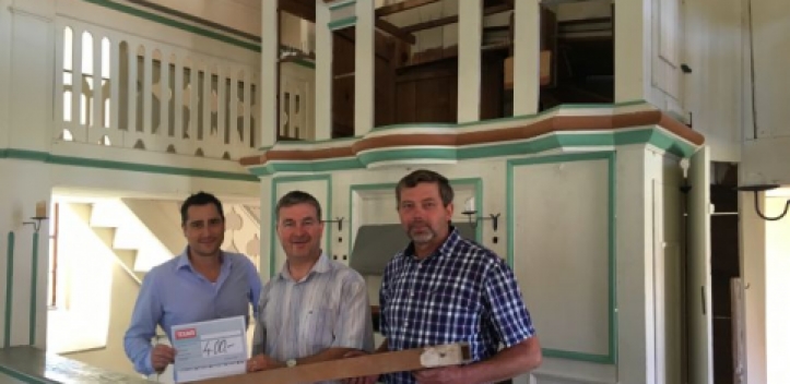 Spendenübergabe für Orgel in Zimmritz