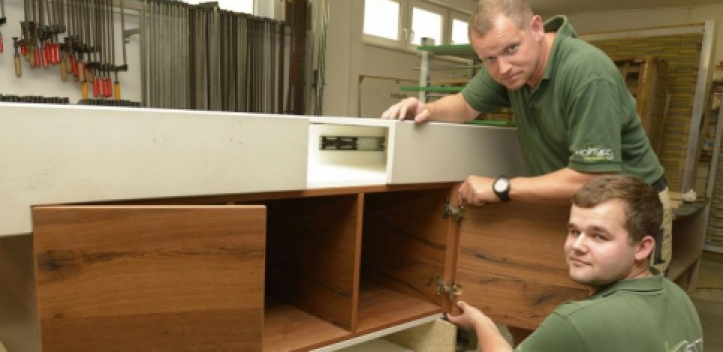 Endspurt für Gesellenstücke zur Tischlerprüfung 