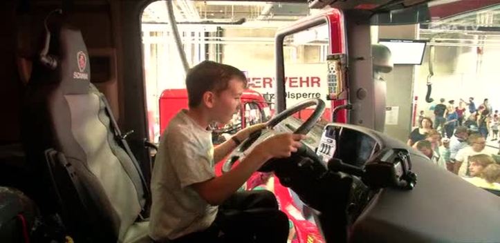 Großer Andrang: Beim ersten Tag der offenen Tür platzte das Gefahrenabwehrzentrum aus allen Nähten