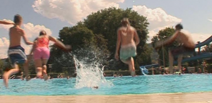 Jenaer Freibäder länger geöffnet