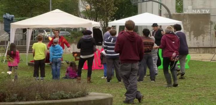 International aufgestellt: In Lobeda feierten neue und alteingesessene Bewohner ein Zirkusfest