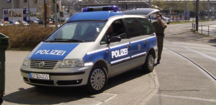 Zeugenaufruf zu Verkehrsunfall in Greiz-Waldhaus