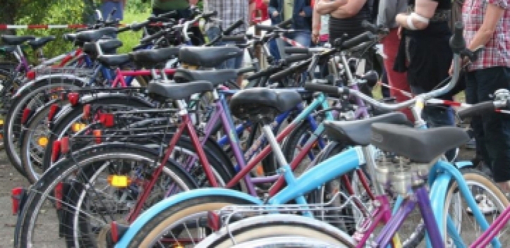 Fahrradversteigerung bei der ÜAG