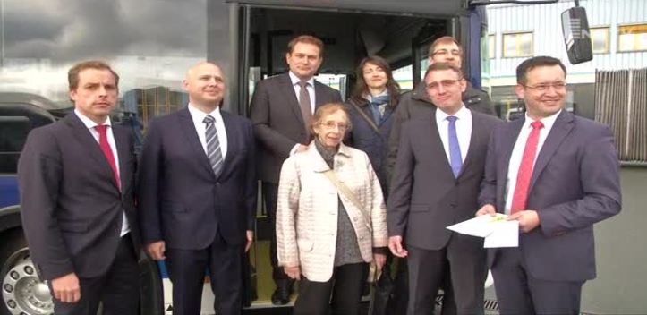 Elektronischer Fahrausweis: Abo-Kunden des Nahverkehrs erhielten „Die Karte.“