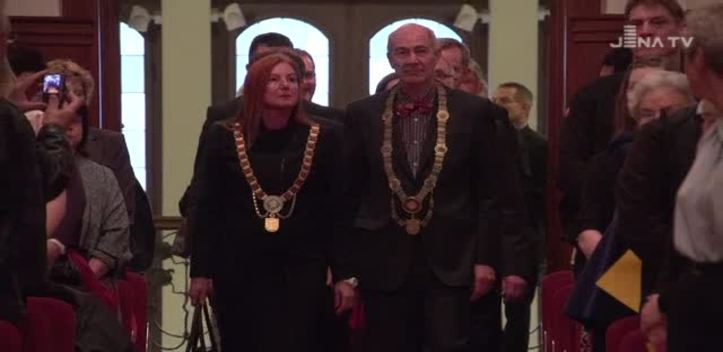 Studienanfänger begrüßt: An der Ernst-Abbe-Hochschule gibt es im neuen Semester knapp 1 200 „Erstis“