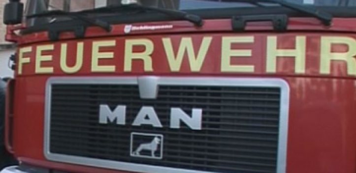 Kellerbrand in Mehrfamilienhaus  