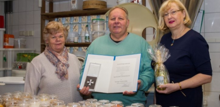 Oberbürgermeisterin gratulierte zum Verdienstorden