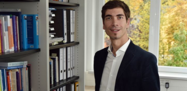 Neuer Lehrstuhlinhaber für Schulpädagogik 