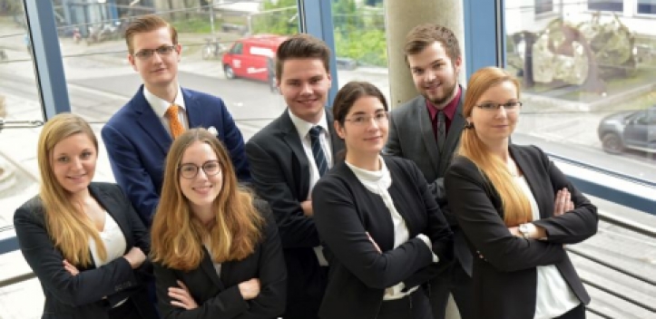 Jenaer Jura-Studenten beim Moot Court in Wien