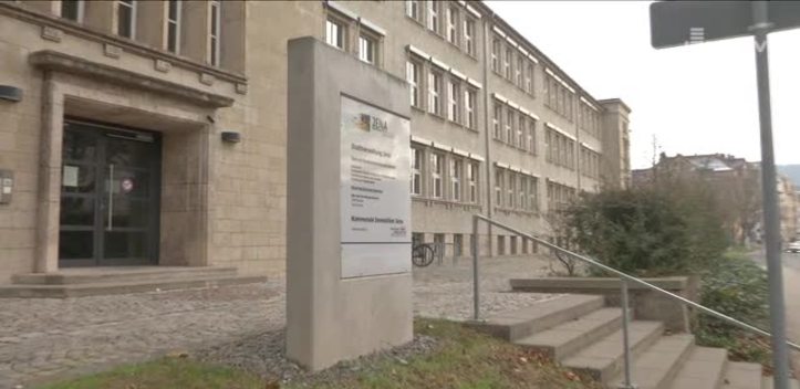 Fußbodensanierung notwendig: Das Stadtverwaltungsgebäude Am Anger 26 ist teilweise geräumt