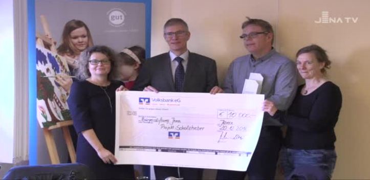 Weihnachtsspende: Das Unternehmen Alere Technologies unterstützt die Bürgerstiftung