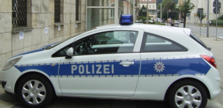 In der Nacht Fahrräder demoliert