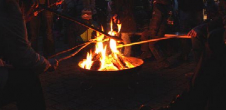 Weihnachtsbaumweitwurf auf dem Westsportplatz