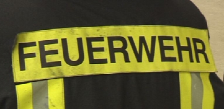 Brand durch Adventskranz