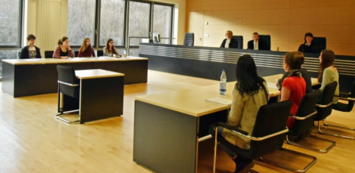Finalteilnehmer für Schüler-Jura-Wettbewerb stehen fest