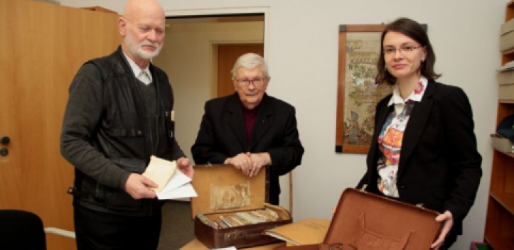 Briefe und Dokumente an Geraer Stadtarchiv übergeben