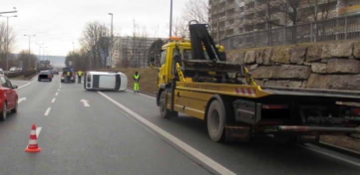 Zeugen zu Unfall in Jena gesucht