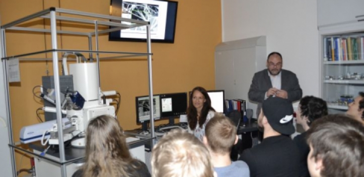 Keramiken in der Medizin 