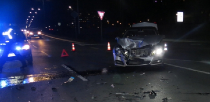 Hoher Schaden bei Zusammenstoß