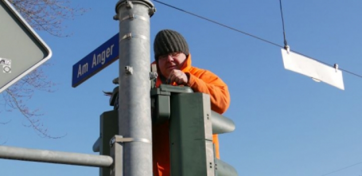 Ampel-Reparatur an Kreuzung