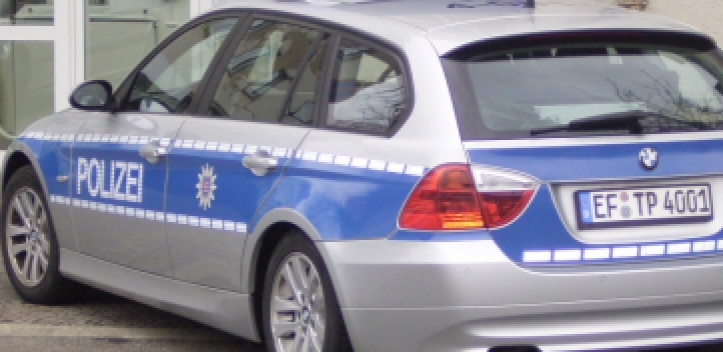 Rennrad und zwei Motorradkoffer gefunden