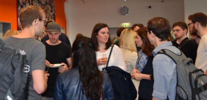 Neue Masterstudenten begrüßt