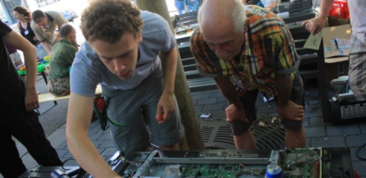 Reparier-Café im Jugendzentrum Eastside