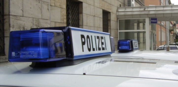 Warnung: Falsche Polizeibeamte am Telefon 