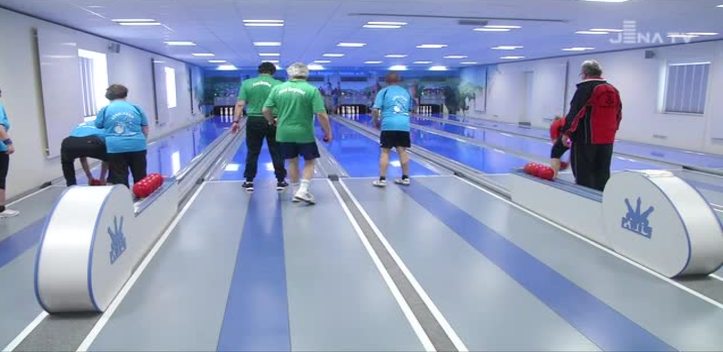 Gemeinsam kegeln: Der SV Zwätzen lud zum 25. Turnier für blinde- und sehgeschädigte Sportler ein