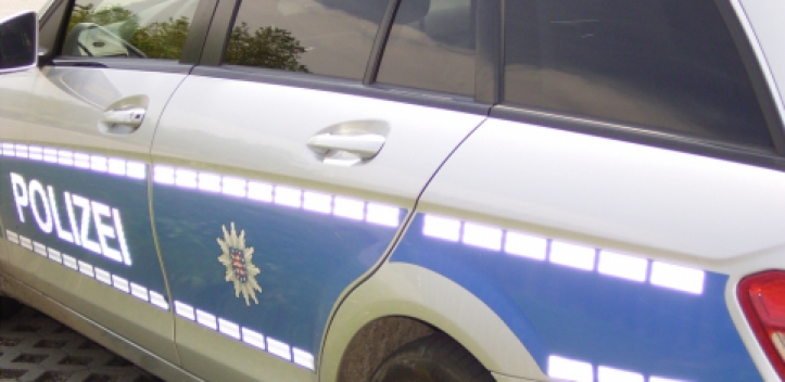 Zigarettenautomat aufgebrochen