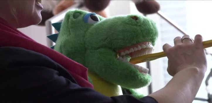 Mit Sorgfalt: Beim Tag der offenen Tür im Gesundheitsamt ging es auch um Hygiene