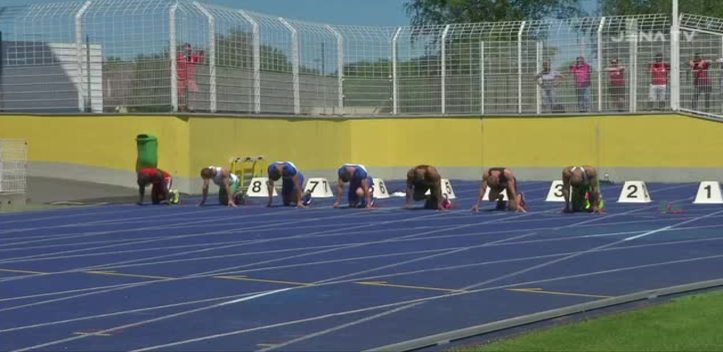 Athleten im Wettkampf: Beim 21. Sparkassen-Meeting überzeugten auch Sportler des LC Jena