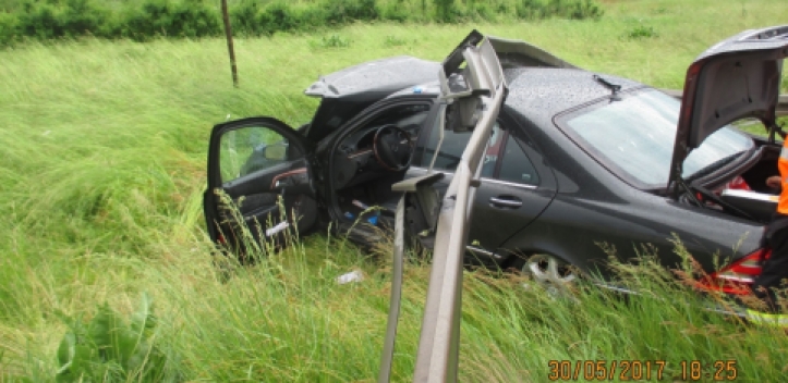 Lenkrad verrissen, leicht verletzt