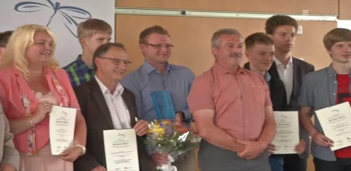 Ausgezeichnet: Ministerpräsident Bodo Ramelow ehrte die Sieger des Klimaschutzpreises „Blaue Libelle“