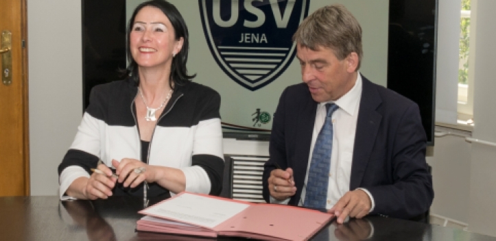 FF USV unterzeichnet Stadionvertrag