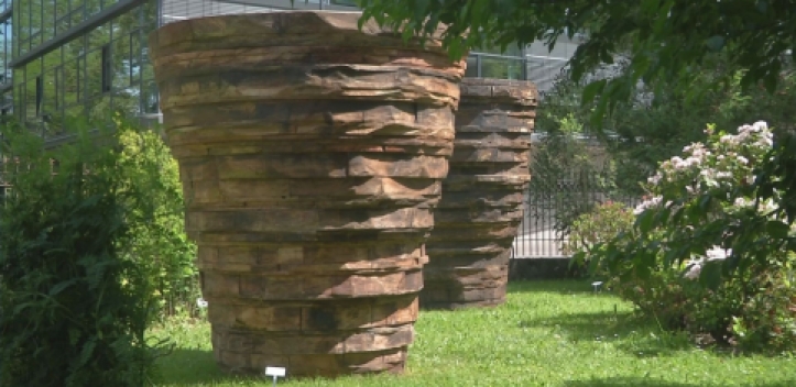 Führung durch die Ausstellung „Dreifach ist der Schritt der Zeit“ 