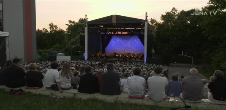 ArenaOuvertüre in Lobeda: Die „Sommerträumereien“ sorgten für ein volles Haus